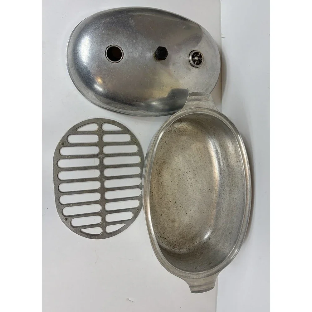 Vintage Pan American Heavy Cast Aluminum Oval Roasting Pan Rack Inside 17” USA